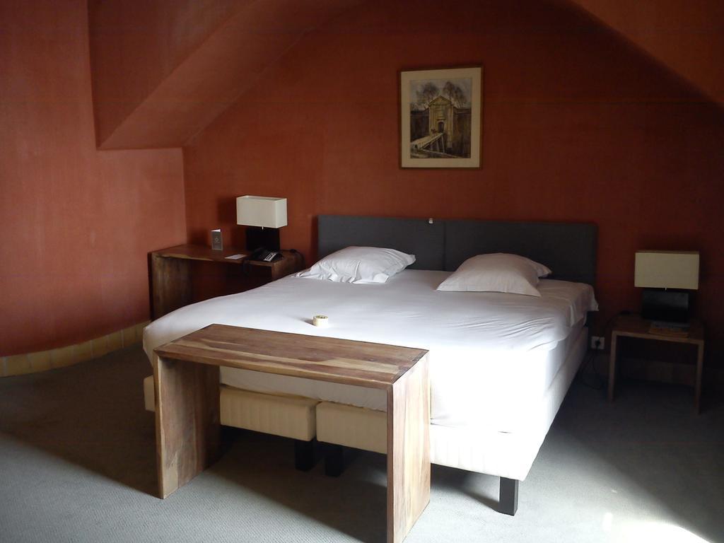 Citadelle Vauban Hotel Le Palais Ruang foto