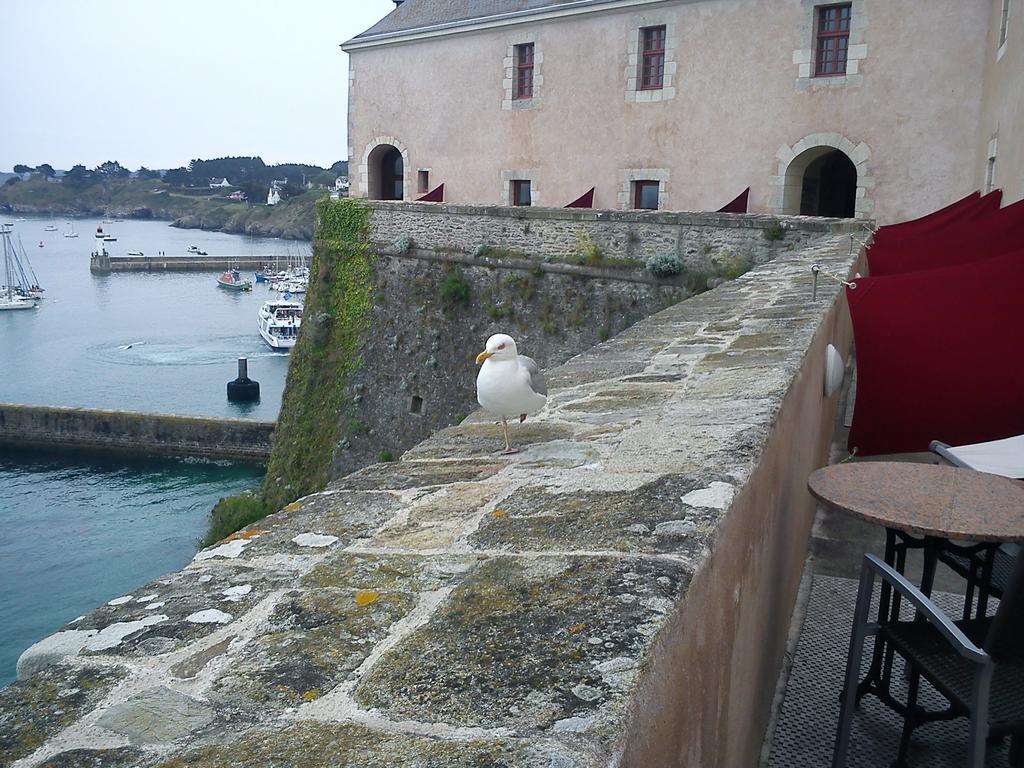 Citadelle Vauban Hotel Le Palais Bagian luar foto